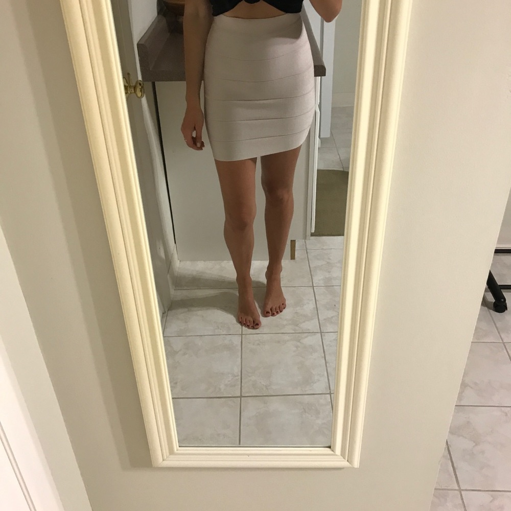 BEBE Mini Skirt Size S